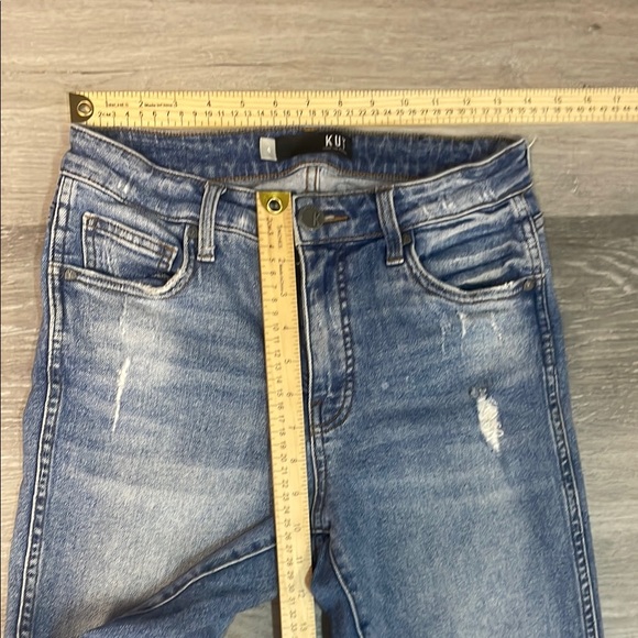 Kut from the Kloth Light Blue Distressed Straight Leg Jeans - Picture 4 of 9